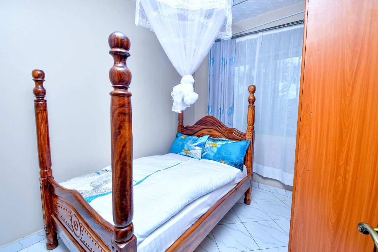 Peace Of Mind Suites Entebbe Exterior photo